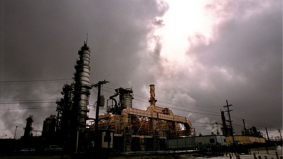 Registrado un incendio de gran magnitud en una refinería de Chevron en California