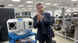 Javier Escribano prevé una fusión con Indra en un mes y niega conflicto de intereses