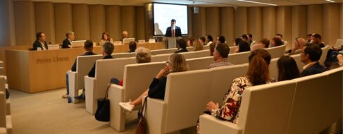 Krisalidas, la plataforma que impulsa el talento sénior, se presenta en Pérez-Llorca