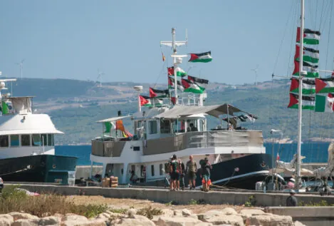 La flotilla de Colau llevaba sólo una centésima parte de la ayuda que decía transportar a Gaza