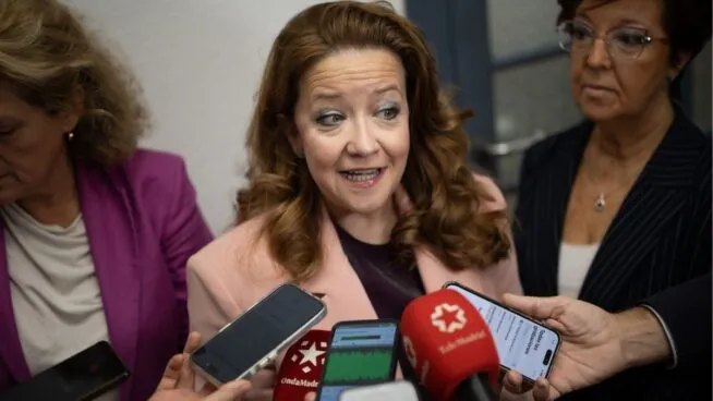 Madrid recrimina a Mónica García que «use» los cribados para atacar a las comunidades