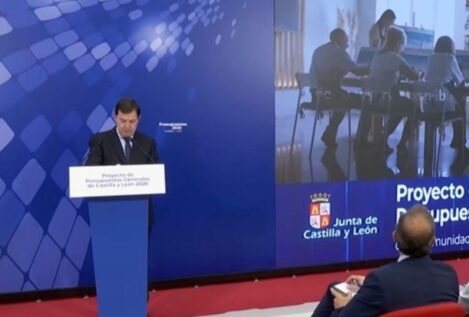 Mañueco anuncia que los profesionales forestales pasarán al sector público