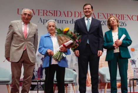 Mañueco inaugura el curso del Programa Universitario de la Experiencia en Salamanca