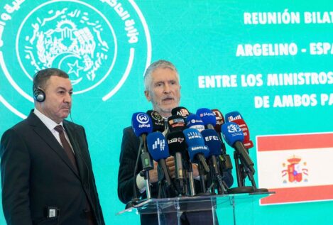 El Gobierno intenta arreglar con una destitución la crisis de los visados con Argelia