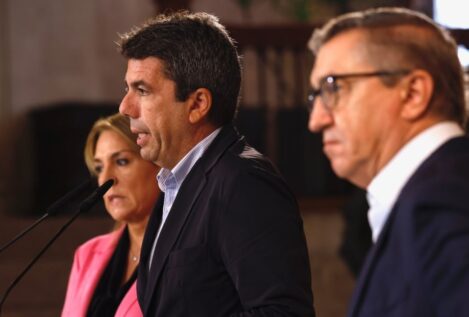 Mazón anuncia nuevas ayudas por la dana para material escolar y familias
