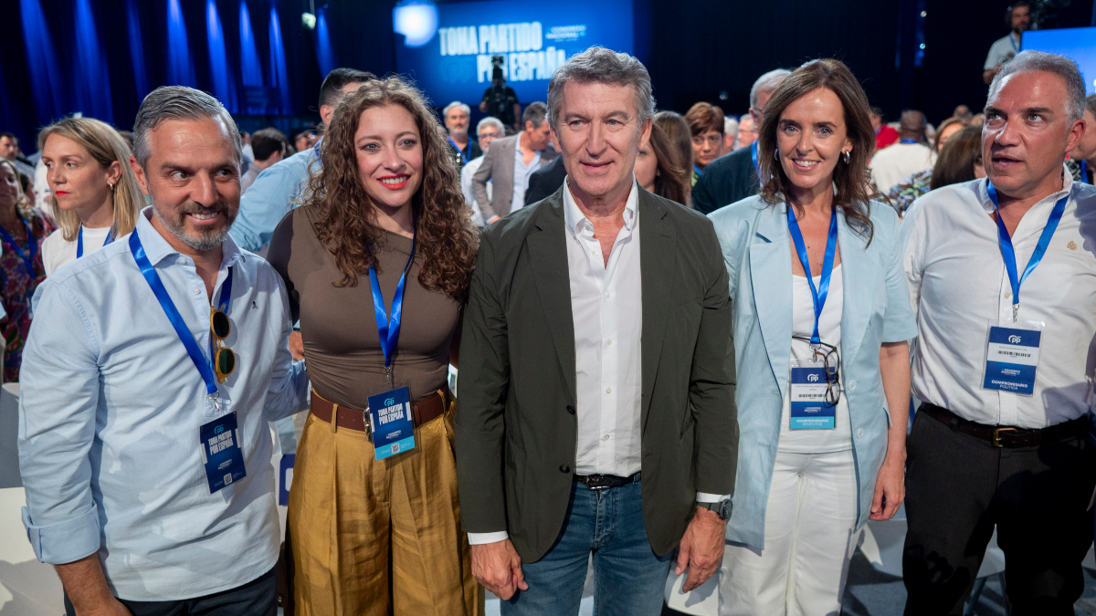 El PP critica el «oscurantismo» del PSOE y pide explicaciones a Sánchez por los pagos a Ábalos