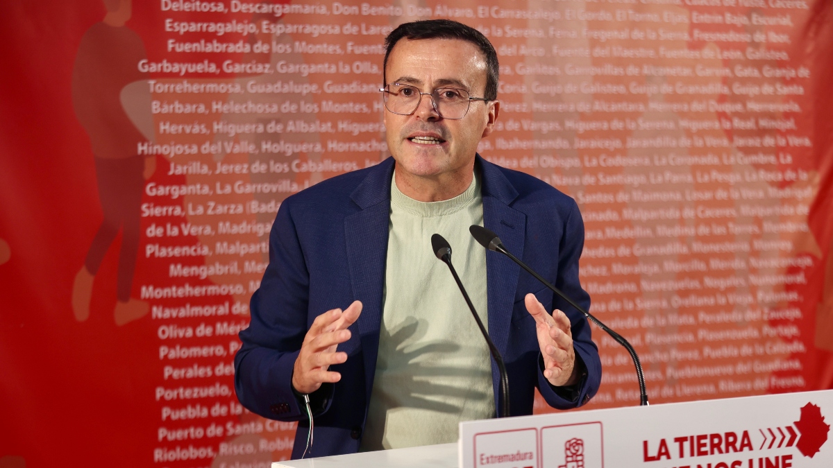 División en el PSOE extremeño sobre la candidatura de Gallardo por su situación judicial