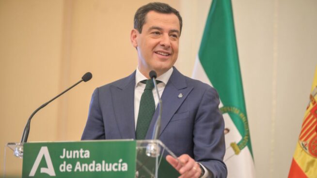 Moreno afirma que se trabaja «contrarreloj» para solventar los cribados de cáncer de mama