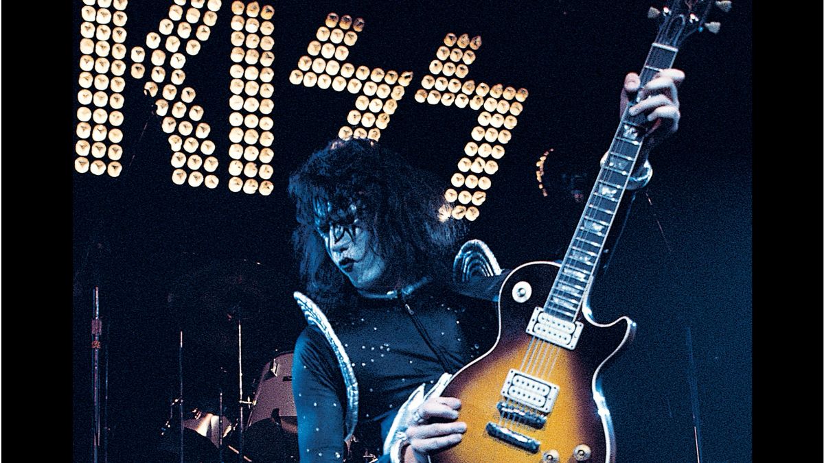 Muere Ace Frehley, guitarrista original de Kiss, a los 74 años