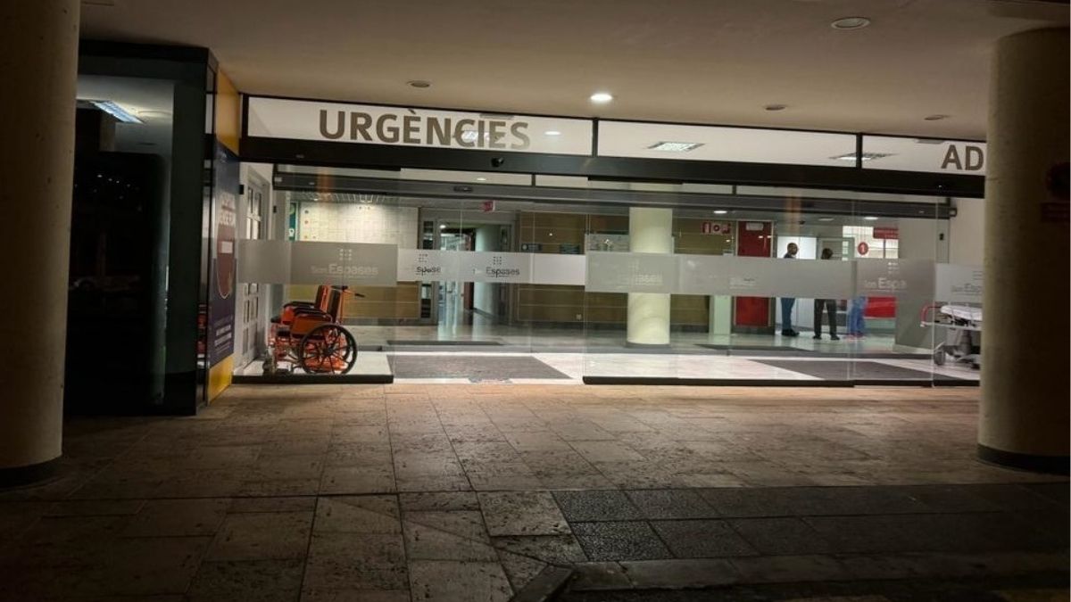 La mujer apuñalada en Formentera, en la UCI, estable dentro de la gravedad