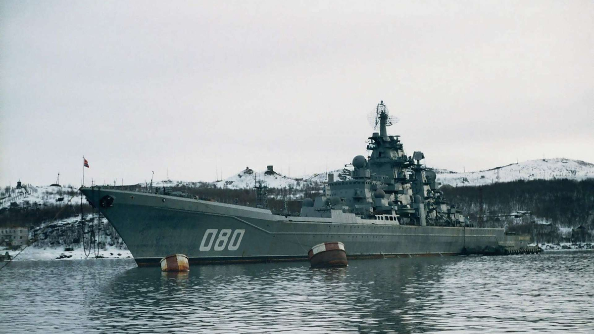 Rusia ha devuelto al mar un remodelado navío militar al que llaman «el Chernóbil flotante»