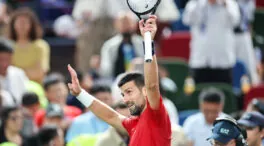 Djokovic no jugará la final en Shanghái tras perder contra el número 204 del ránking