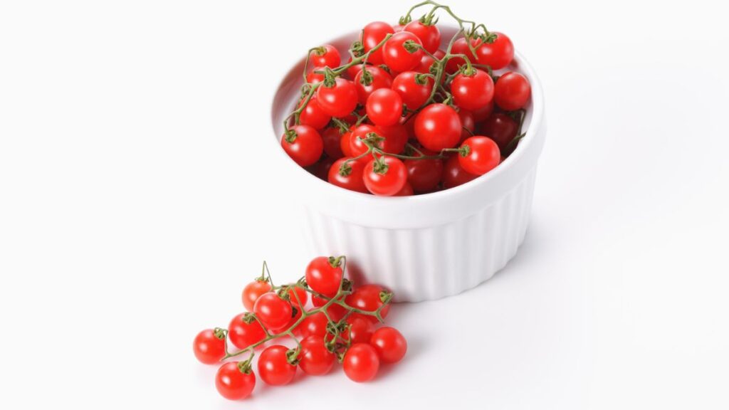 Tomates cherry. Canva