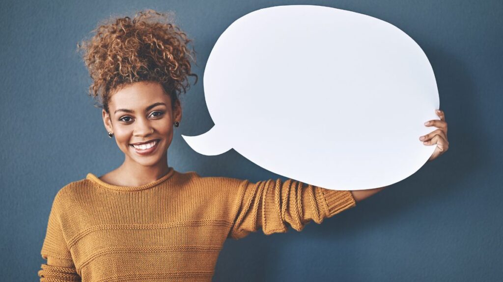 ¿«Contribuir con» o «contribuir a»? Canva.
