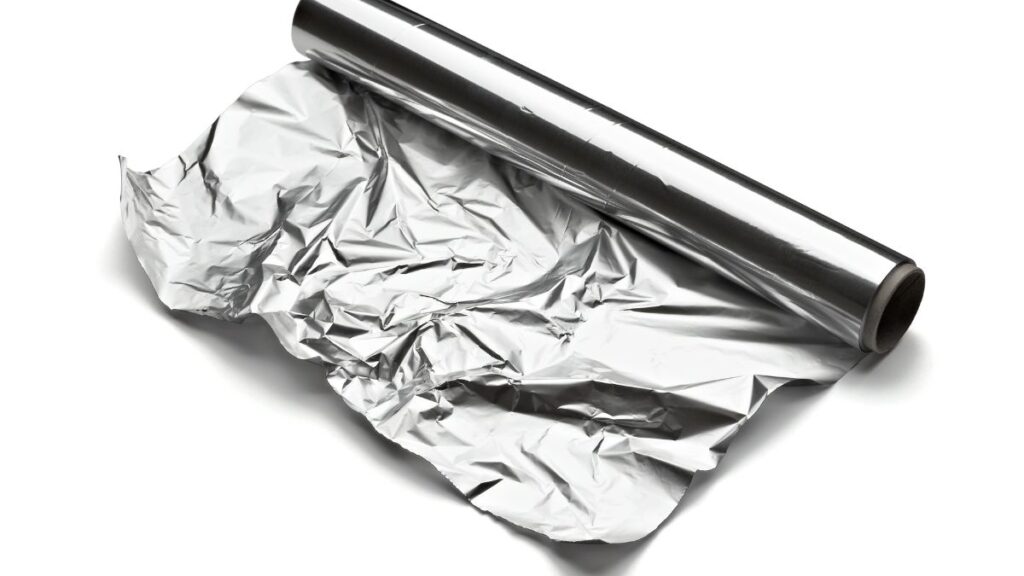 Papel de aluminio. Canva