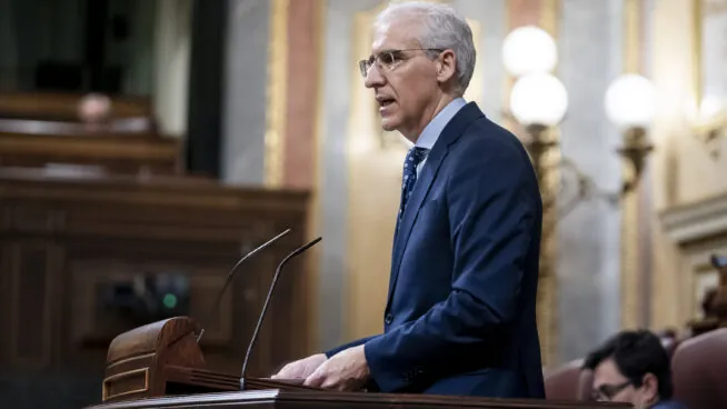Francisco Conde sustituye a Alberto Fabra para presidir la Comisión de Defensa del Congreso