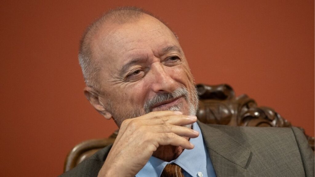 Pérez Reverte Congreso