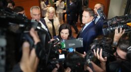 Robles pide a los miembros de la flotilla valorar el riesgo de entrar en la zona de exclusión
