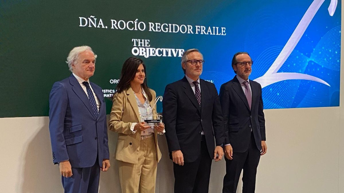 Rocío Regidor, periodista de TO, gana el premio UNO al Líder de la Comunicación Logística