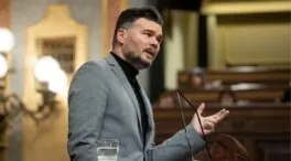 Rufián tacha a Mazón de «psicópata» por asistir al funeral de Estado de las víctimas de la dana