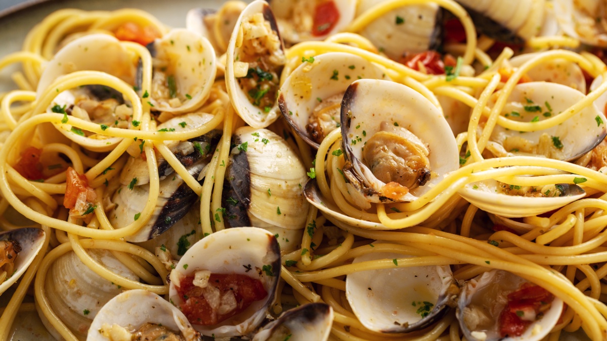 ‘Spaghetti alle vongole’ y la pelea por el queso en un restaurante de Roma