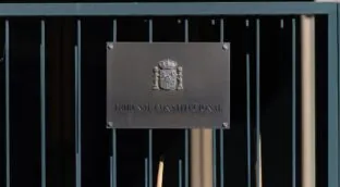 El aval a la amnistía del Tribunal Constitucional consolida la mutación de la Carta Magna