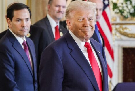 Trump afirma que Toyota invertirá 10.000 millones de dólares en Estados Unidos