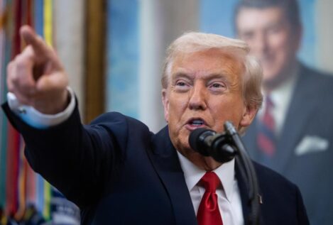 Trump suspende ayudas a Colombia tras acusar a Petro de ser «líder del narcotráfico»