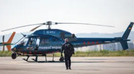 Denuncian a un hombre por apuntar con un puntero láser a un helicóptero de los Mossos