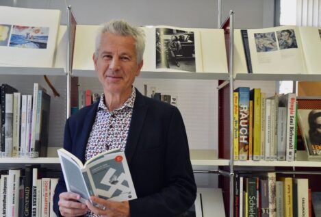 Uwe Wittstock advierte contra la rápida muerte de las democracias