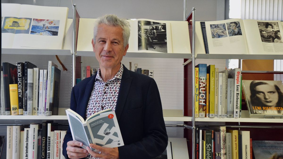 Uwe Wittstock advierte contra la rápida muerte de las democracias