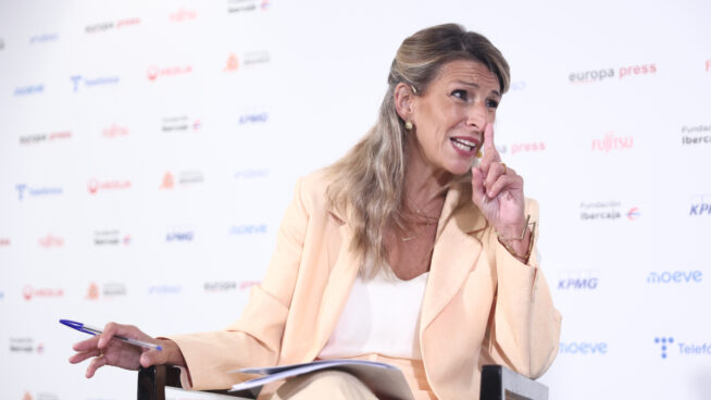 Sumar quiere retomar la regularización de 500.000 inmigrantes para que se apruebe «ya»