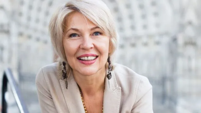 Pilar Guillén: «A partir de los 55, el maquillaje debe de ser ligero para no marcar arrugas»
