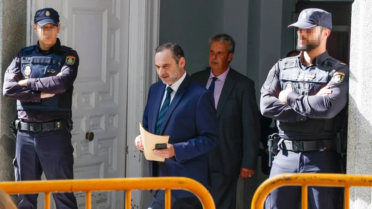 El juez del Supremo deja a Ábalos en libertad, pero mantiene las medidas cautelares