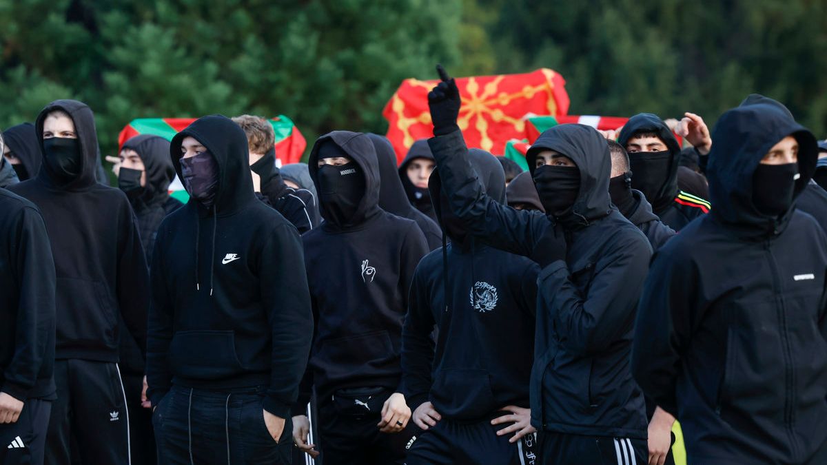 Alegría antifascista y aplauso sanchista