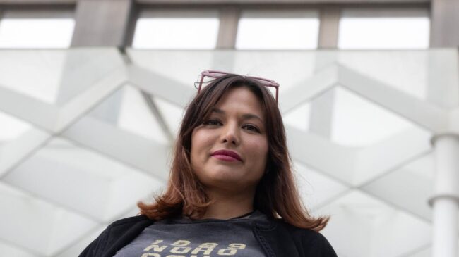 Mouliaá acude a los juzgados tras ordenar el juez su detención por no personarse
