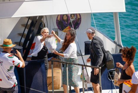 Una veintena de los españoles que iban a bordo de la Flotilla regresan en avión a España