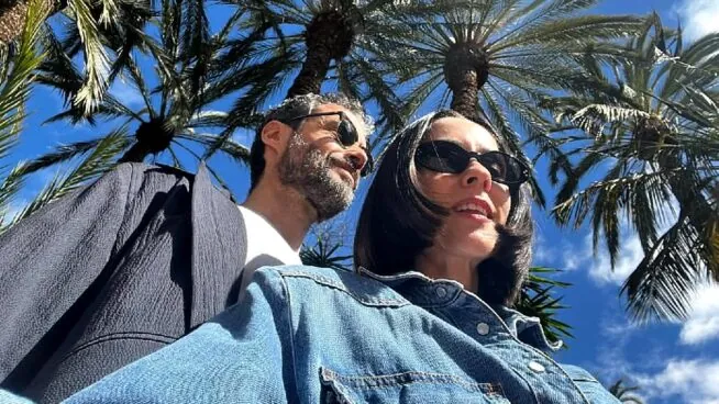 Así es Javier Gómez, el novio de Alba Lago, la presentadora de Noticias Cuatro