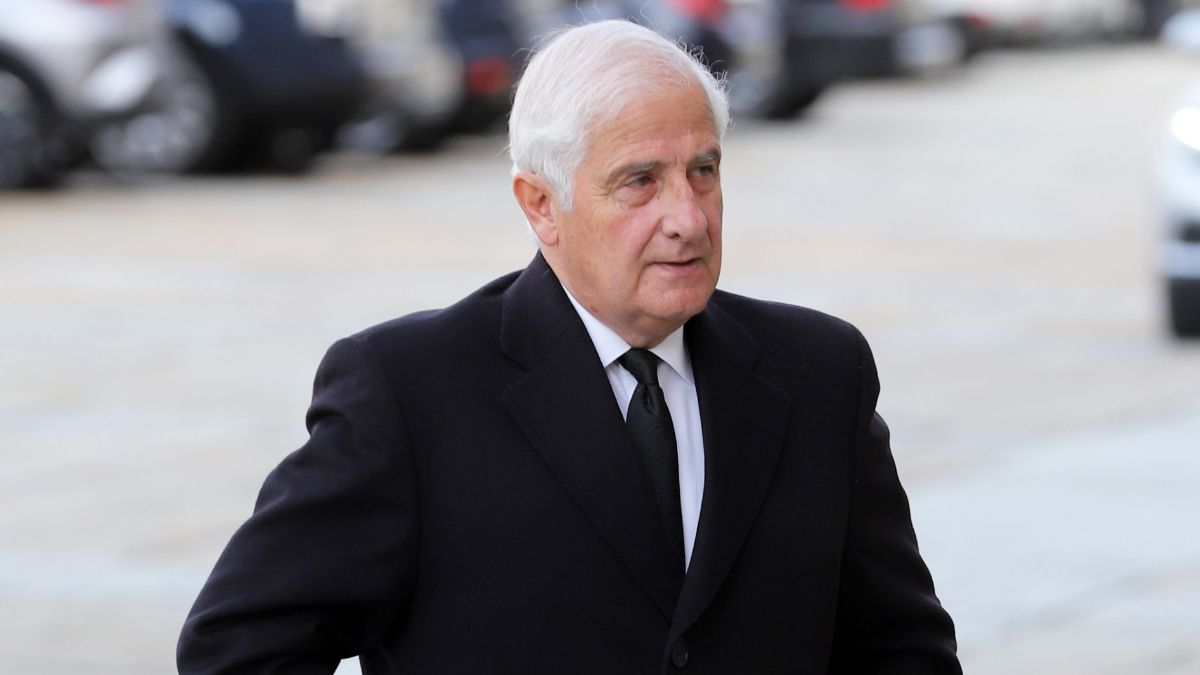 Alfonso, el hijo más callado de la duquesa de Alba: es abuelo y tiene un castillo en Salamanca