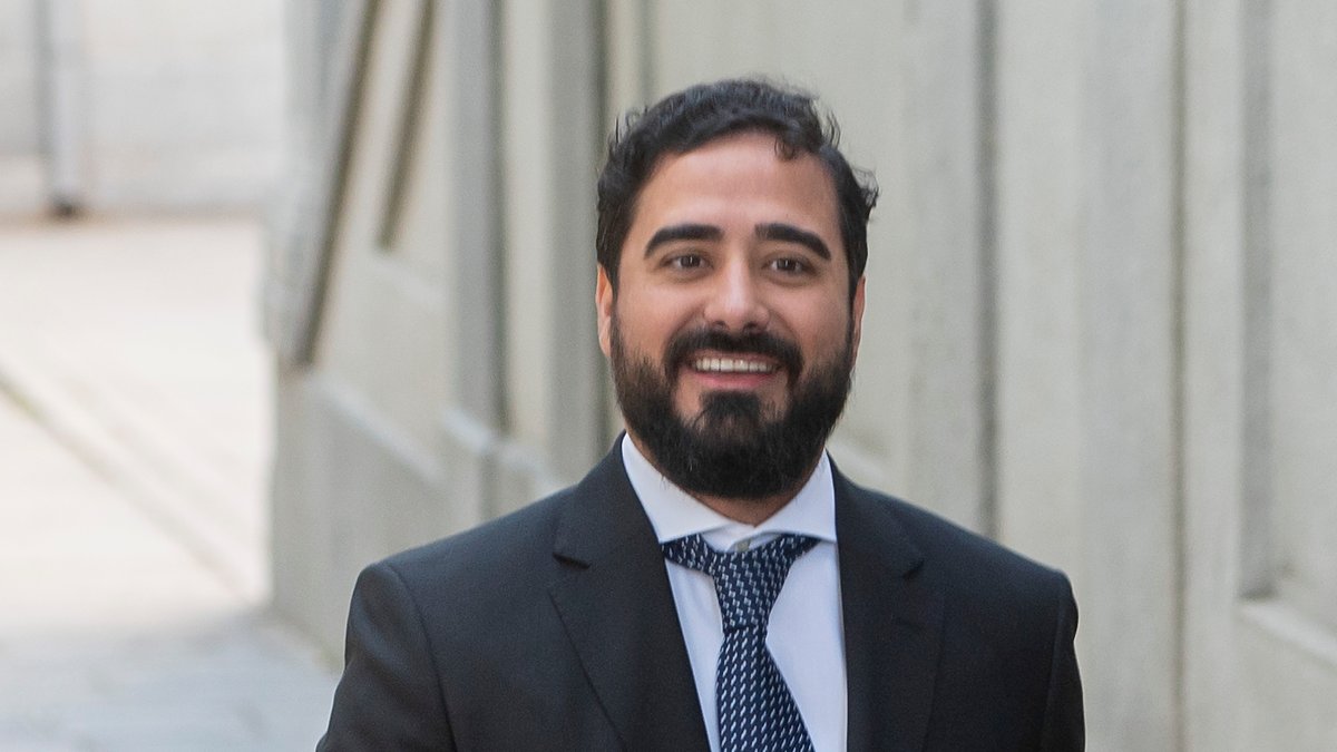 Alvise donará 50.000 euros de su sueldo a una fundación de la Guardia Civil o de la Policía