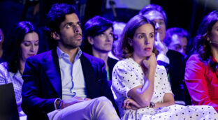 El éxito de Ana Aznar en Roma como psicóloga infantil: «Los niños equilibrados son el futuro»