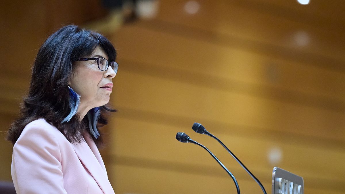 El Senado exige la dimisión de Redondo por la gestión de las pulseras para maltratadores