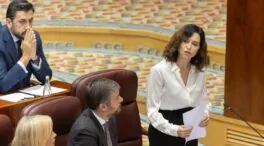 Ayuso acusa a Vox de «mentir» y lo ve buscando votos en otros lados: por el PP «no pueden»