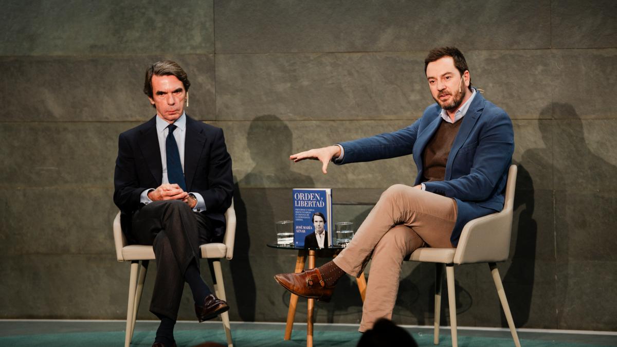 Aznar alerta sobre España: «Todos preguntan qué va a pasar; nadie qué vamos a hacer»