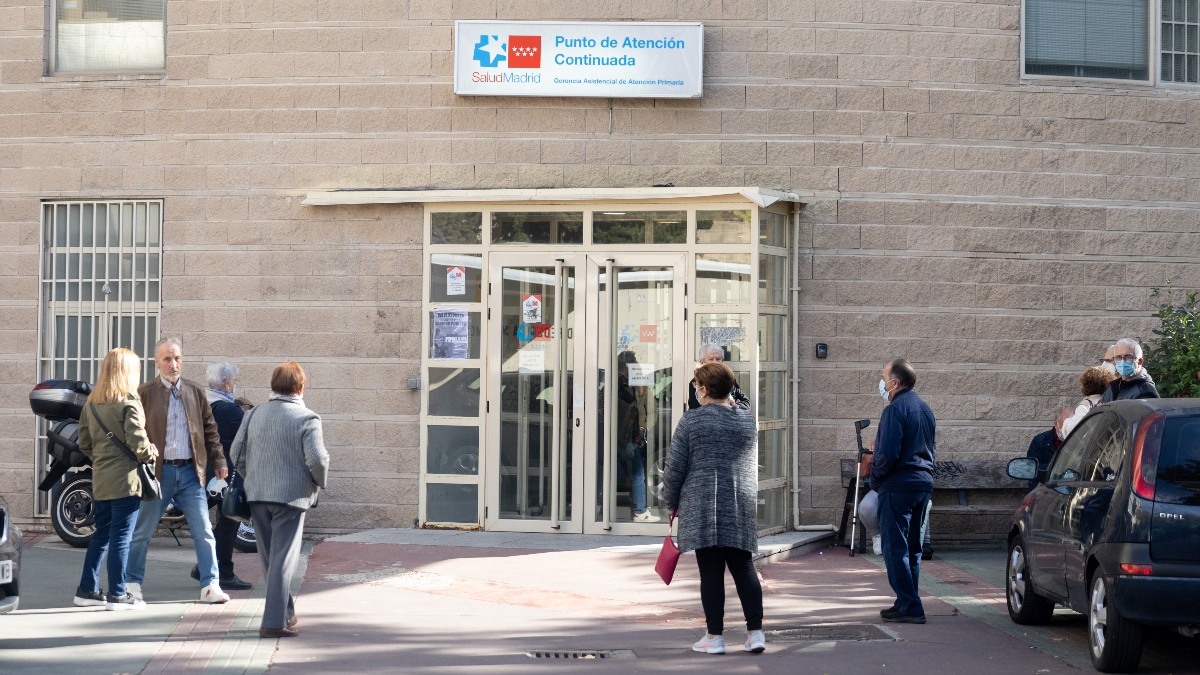 Uno de cada diez empleados no ha ido ni un solo día a trabajar este año por estar de baja médica