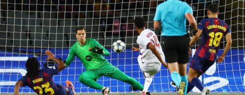 El poderío físico del PSG doblega al Barcelona en Montjuic en el último minuto