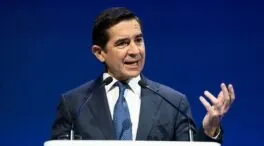 Guerra de cifras en la OPA: BBVA prevé tener el 70% del Sabadell, que rebaja el cálculo al 30%