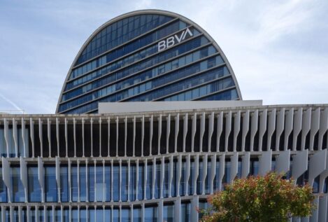 El periodo de aceptación de la opa del BBVA sobre el Sabadell concluye este viernes