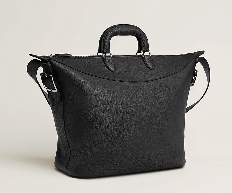 Bolso negro que es una buena compra