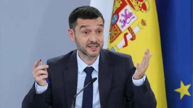 Bustinduy ve viable un acuerdo con Junts para convalidar decreto de prórroga de alquileres